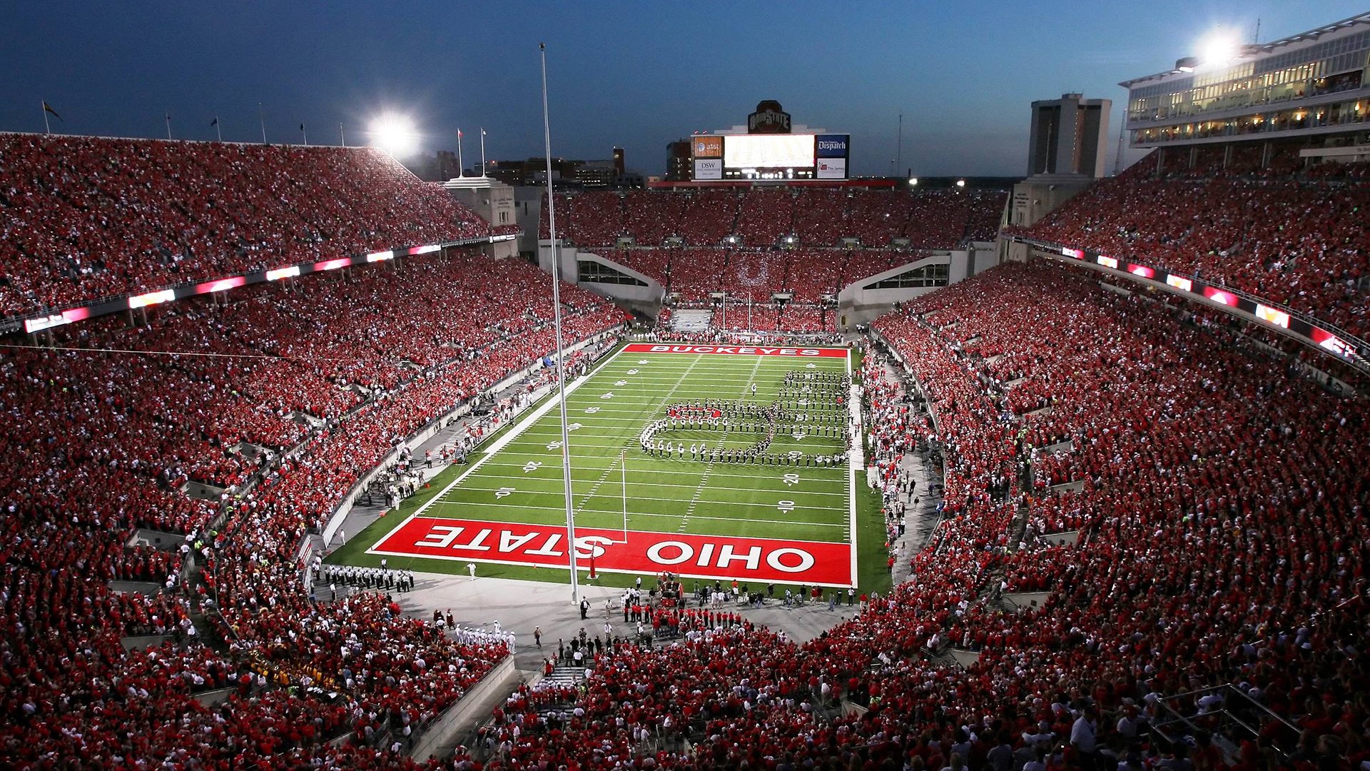 欧冠决赛焦点战,太阳血拼北京队,当两种文明在绿茵场对撞